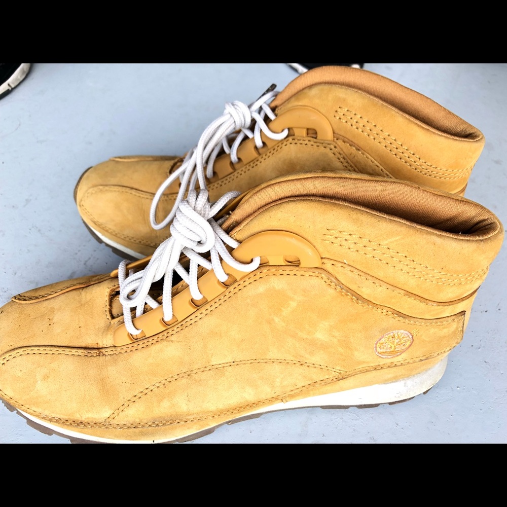 ⚠️ SALE ⚠️  Timberland boots
